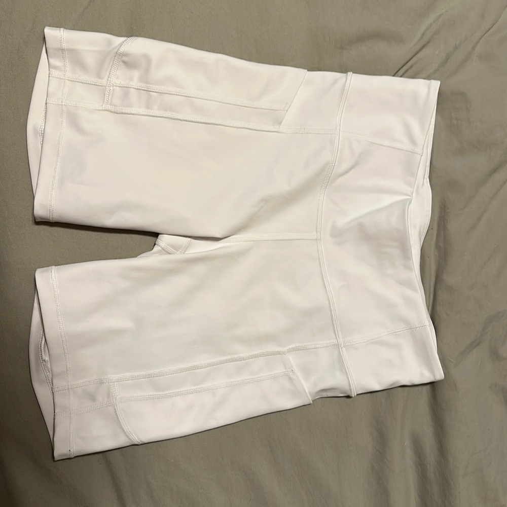 Athleta 7” biker shorts